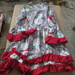 XS Beautiful, Ruffled Snowman Dress, Very Unique, Good Condition